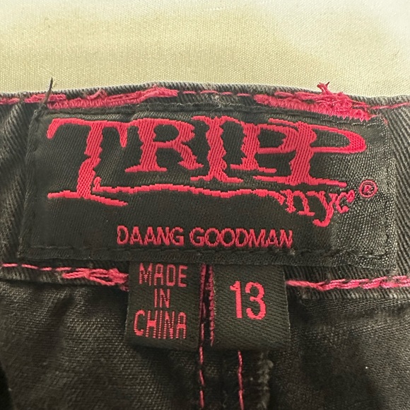 🎀 TRIPP NYC 🎀 BLACK PINK RAVE CHAIN STRAP PANTS - Picture 7 of 7